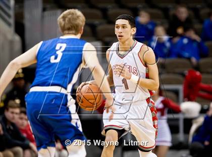 Thumbnail 2 in Covington Catholic vs Dixie photogallery.