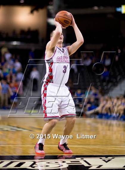 Thumbnail 2 in Covington Catholic vs Dixie photogallery.