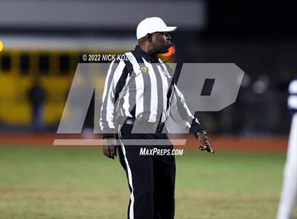 Thumbnail 2 in Birmingham vs. Venice (CIF LACS Open Division Playoff) photogallery.