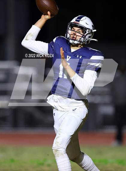Thumbnail 1 in Birmingham vs. Venice (CIF LACS Open Division Playoff) photogallery.