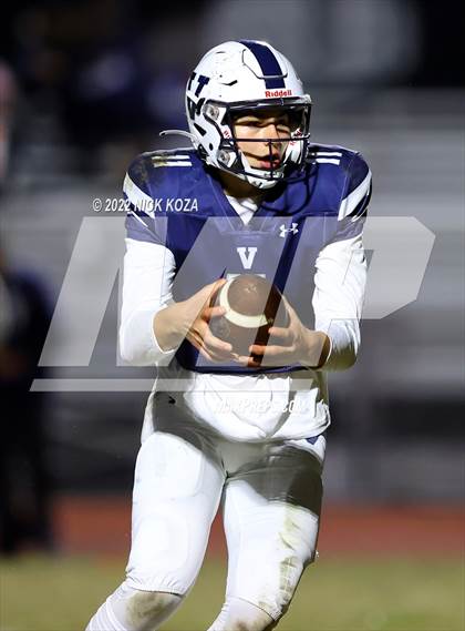 Thumbnail 1 in Birmingham vs. Venice (CIF LACS Open Division Playoff) photogallery.