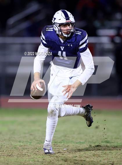 Thumbnail 1 in Birmingham vs. Venice (CIF LACS Open Division Playoff) photogallery.