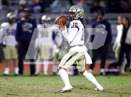 Thumbnail 2 in Birmingham vs. Venice (CIF LACS Open Division Playoff) photogallery.