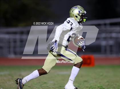 Thumbnail 1 in Birmingham vs. Venice (CIF LACS Open Division Playoff) photogallery.