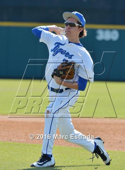Thumbnail 1 in IMG Academy @ Jesuit photogallery.