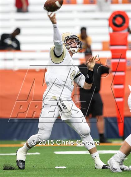 Thumbnail 2 in Shenendehowa vs. Canisius photogallery.