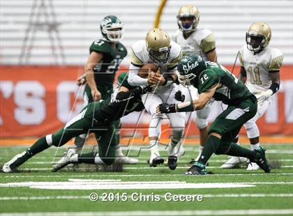 Thumbnail 3 in Shenendehowa vs. Canisius photogallery.