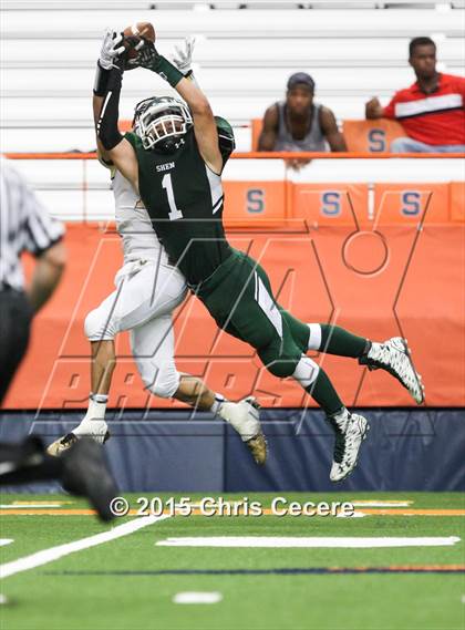 Thumbnail 3 in Shenendehowa vs. Canisius photogallery.