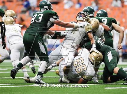 Thumbnail 2 in Shenendehowa vs. Canisius photogallery.