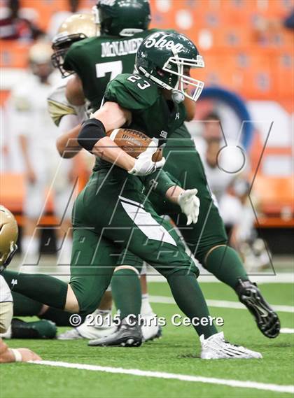 Thumbnail 2 in Shenendehowa vs. Canisius photogallery.