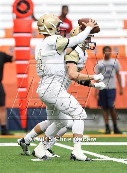 Thumbnail 3 in Shenendehowa vs. Canisius photogallery.