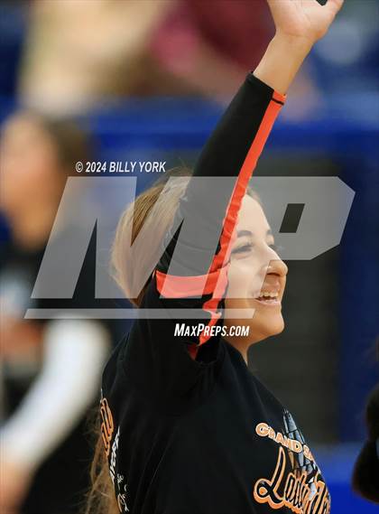Thumbnail 2 in Grand Saline vs Troup photogallery.