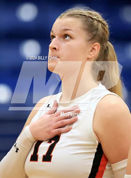 Thumbnail 3 in Grand Saline vs Troup photogallery.