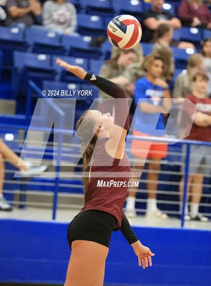 Thumbnail 3 in Grand Saline vs Troup photogallery.