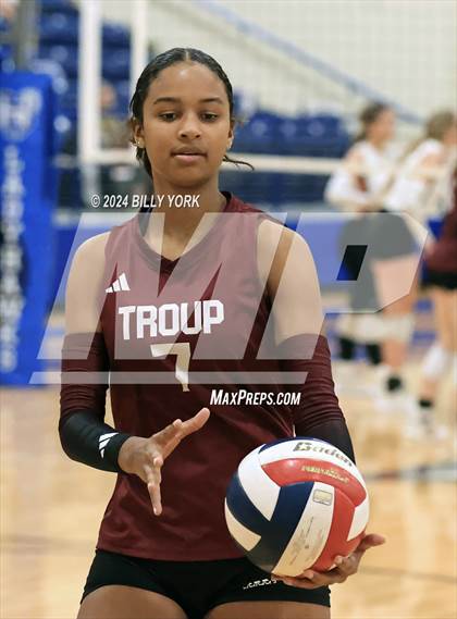 Thumbnail 1 in Grand Saline vs Troup photogallery.