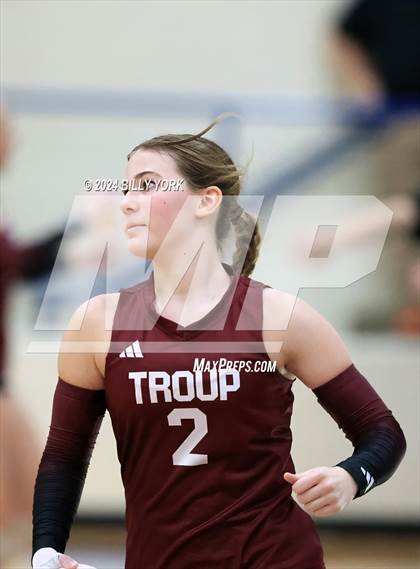 Thumbnail 3 in Grand Saline vs Troup photogallery.
