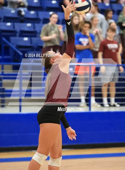 Thumbnail 2 in Grand Saline vs Troup photogallery.