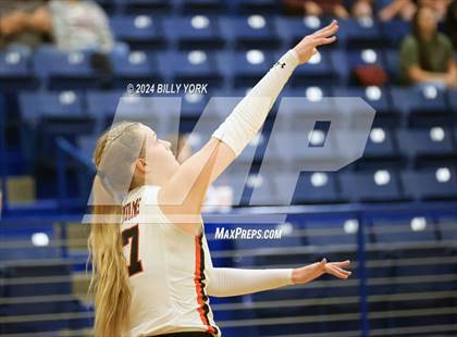 Thumbnail 2 in Grand Saline vs Troup photogallery.