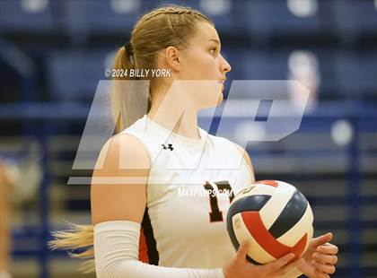 Thumbnail 1 in Grand Saline vs Troup photogallery.