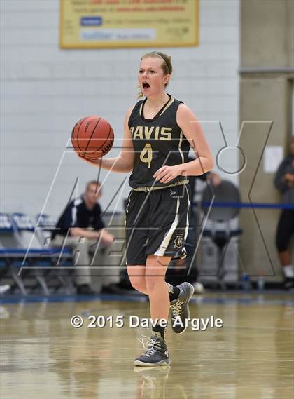 Thumbnail 2 in Hunter vs. Davis (UHSAA First Round) photogallery.