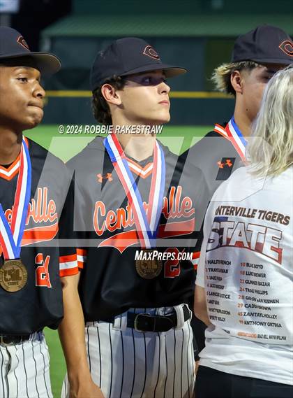 Thumbnail 1 in Collinsville vs. Centerville (UIL 2A Baseball Semifinal Medal Ceremony) photogallery.