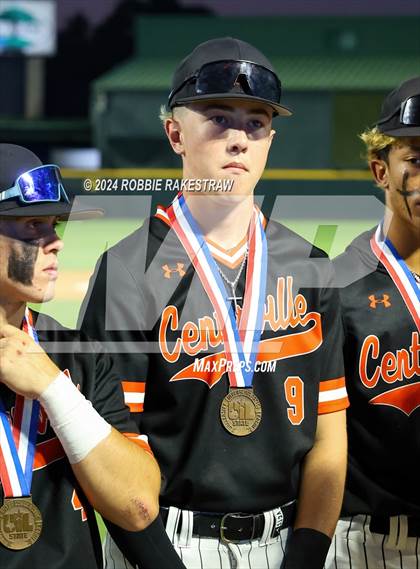 Thumbnail 1 in Collinsville vs. Centerville (UIL 2A Baseball Semifinal Medal Ceremony) photogallery.