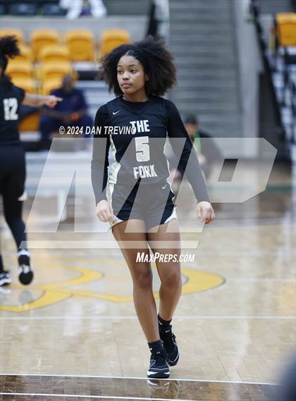 Thumbnail 3 in King's Fork vs Norview (VHSL 5B Semifinal) photogallery.