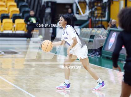 Thumbnail 2 in King's Fork vs Norview (VHSL 5B Semifinal) photogallery.