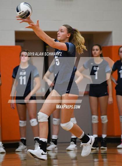 Thumbnail 3 in Victor vs. Our Lady of Mercy (NYSPHSAA Section 5 Class AA Championship) photogallery.