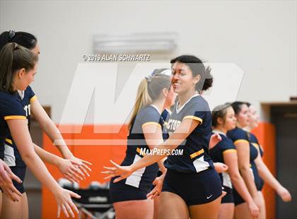 Thumbnail 2 in Victor vs. Our Lady of Mercy (NYSPHSAA Section 5 Class AA Championship) photogallery.