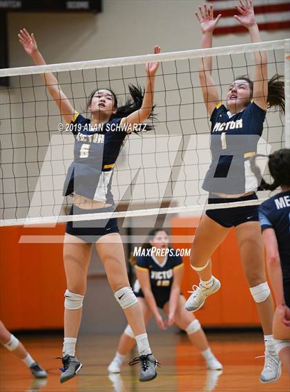 Thumbnail 1 in Victor vs. Our Lady of Mercy (NYSPHSAA Section 5 Class AA Championship) photogallery.