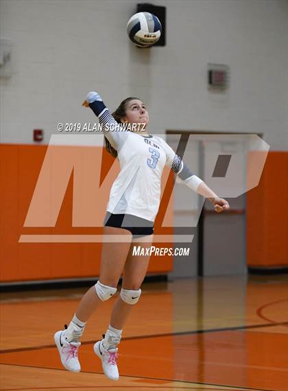 Thumbnail 1 in Victor vs. Our Lady of Mercy (NYSPHSAA Section 5 Class AA Championship) photogallery.