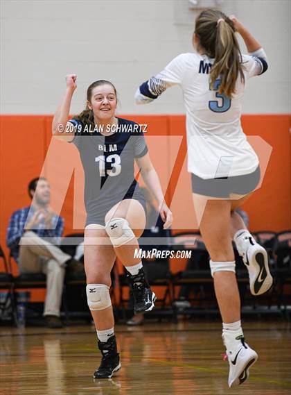 Thumbnail 3 in Victor vs. Our Lady of Mercy (NYSPHSAA Section 5 Class AA Championship) photogallery.