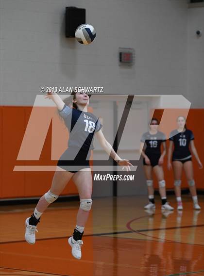 Thumbnail 3 in Victor vs. Our Lady of Mercy (NYSPHSAA Section 5 Class AA Championship) photogallery.