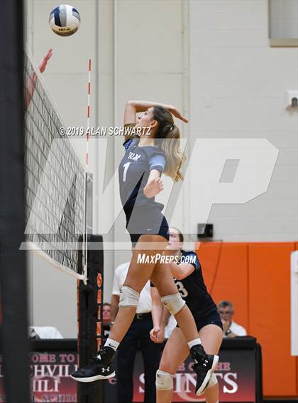 Thumbnail 3 in Victor vs. Our Lady of Mercy (NYSPHSAA Section 5 Class AA Championship) photogallery.