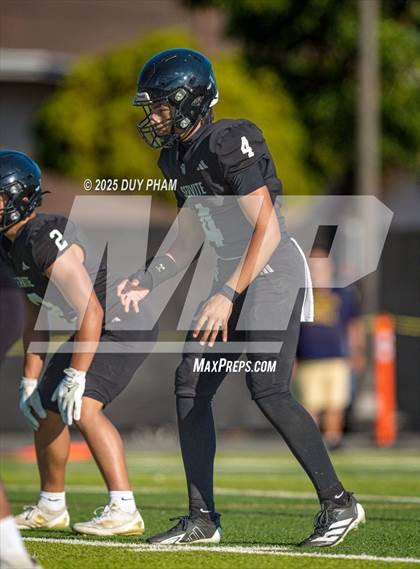 Thumbnail 1 in Notre Dame (SO) @ Servite photogallery.