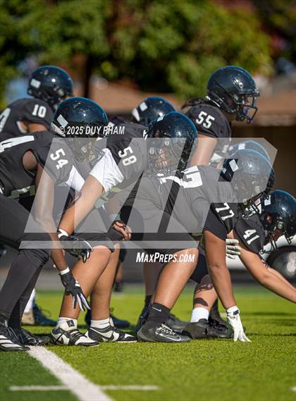 Thumbnail 2 in Notre Dame (SO) @ Servite photogallery.