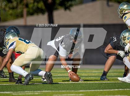 Thumbnail 2 in Notre Dame (SO) @ Servite photogallery.