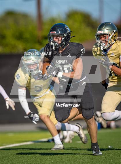 Thumbnail 2 in Notre Dame (SO) @ Servite photogallery.