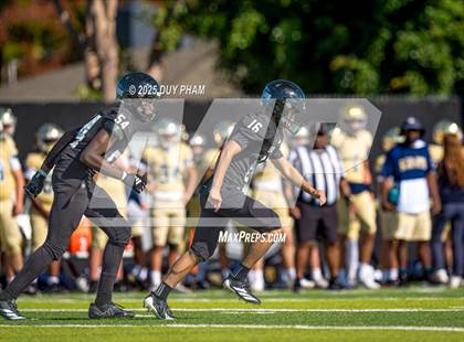 Thumbnail 1 in Notre Dame (SO) @ Servite photogallery.