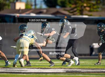 Thumbnail 1 in Notre Dame (SO) @ Servite photogallery.