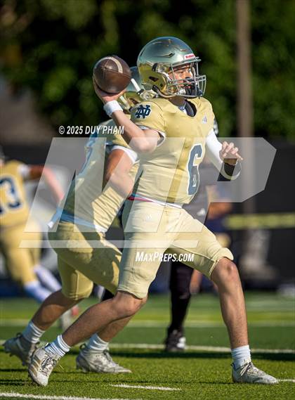 Thumbnail 2 in Notre Dame (SO) @ Servite photogallery.