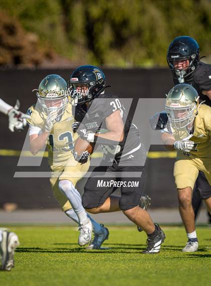 Thumbnail 1 in Notre Dame (SO) @ Servite photogallery.