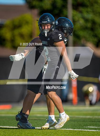 Thumbnail 1 in Notre Dame (SO) @ Servite photogallery.