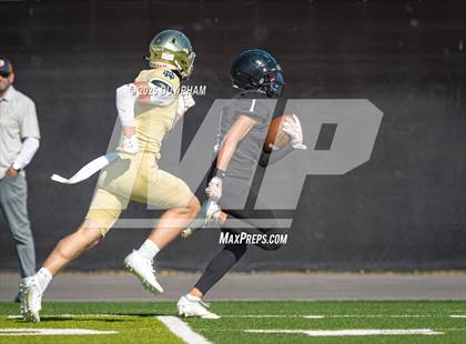 Thumbnail 2 in Notre Dame (SO) @ Servite photogallery.