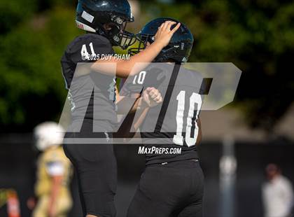 Thumbnail 3 in Notre Dame (SO) @ Servite photogallery.