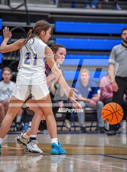 Thumbnail 2 in Siloam Springs @ Harrison (B-Teams) photogallery.