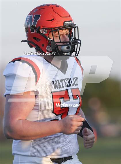 Thumbnail 2 in Waterloo @ Jerseyville photogallery.