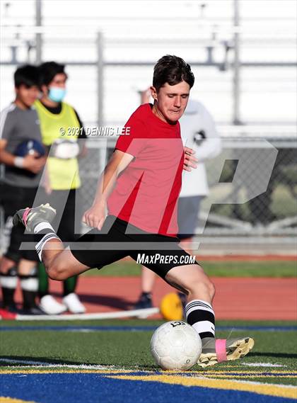 Thumbnail 3 in Mira Loma @ River City photogallery.