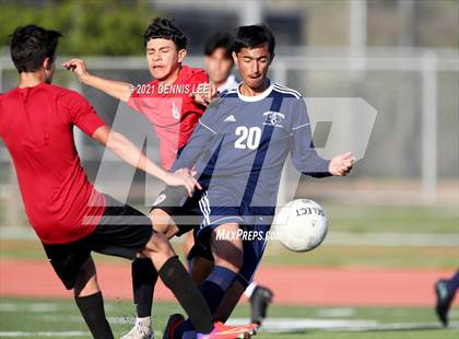 Thumbnail 2 in Mira Loma @ River City photogallery.